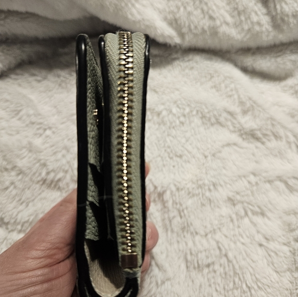 EUC Kate Spade Wallet - Picture 4 of 11